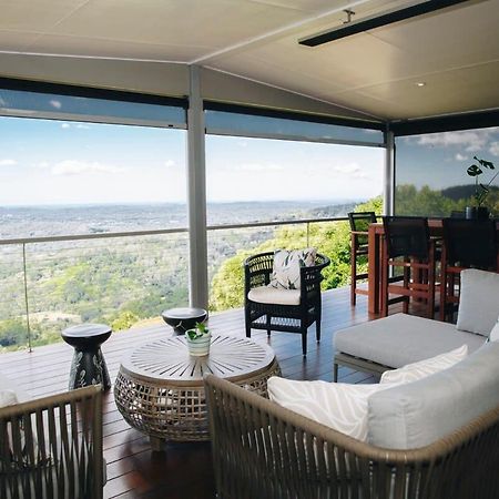 Flaxton Garden Home With Spectacular Coastal Views Montville Exteriér fotografie