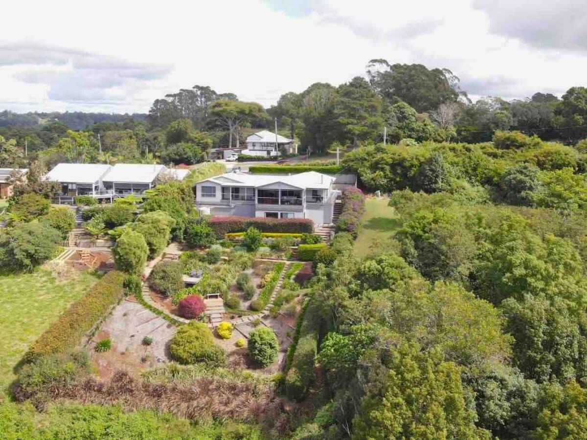 Flaxton Garden Home With Spectacular Coastal Views Montville Exteriér fotografie